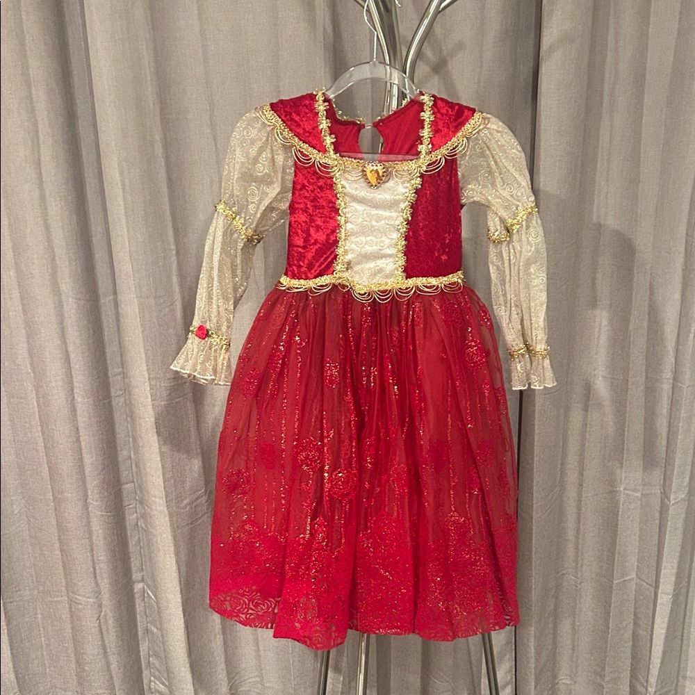 Vintage Princess‎ Belle Winter Gown with cape.